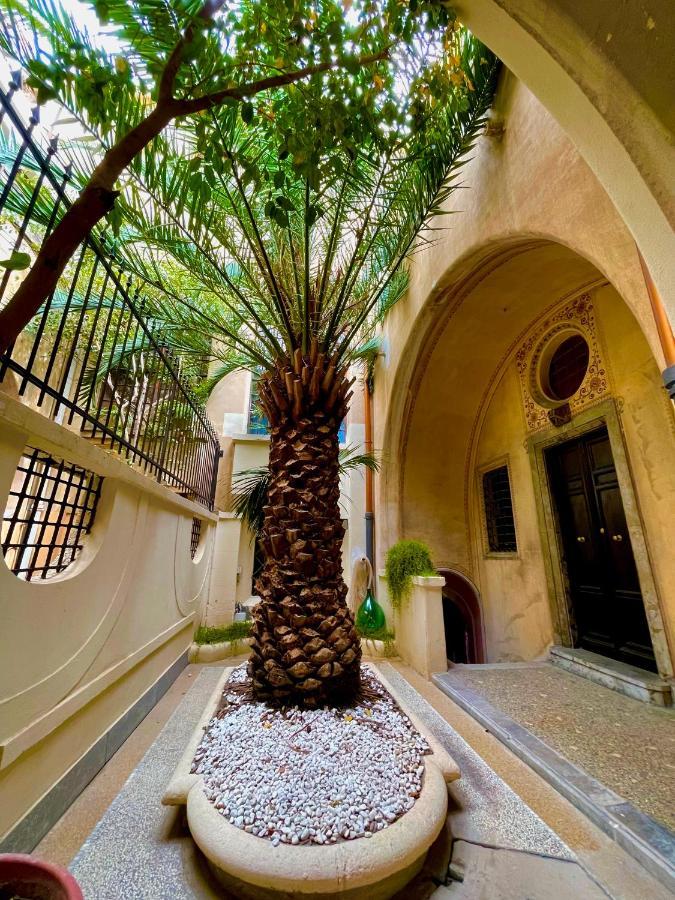 Palazzo Fiaccadori - Historical Palace Reggio di Calabria Luaran gambar